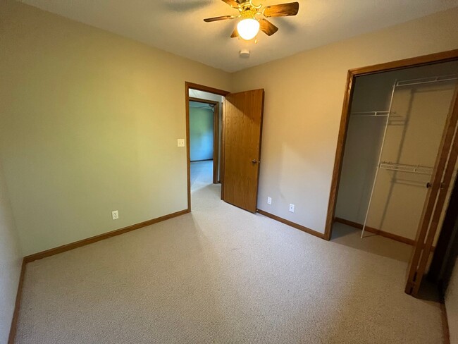 Building Photo - Beautiful 4 Bedroom 3 Bath Home in Cloquet...