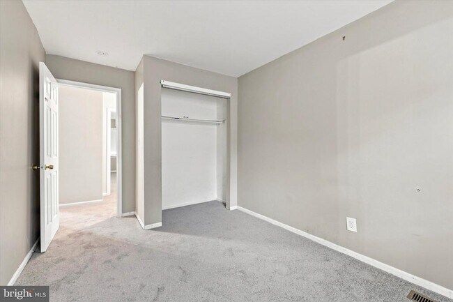 Building Photo - 701 Renner Rd