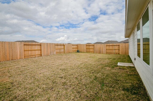 Building Photo - 26622 Pampas Grass Ln