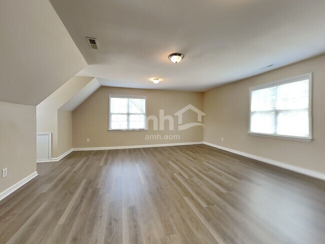 Building Photo - 1305 Tawny View Ln