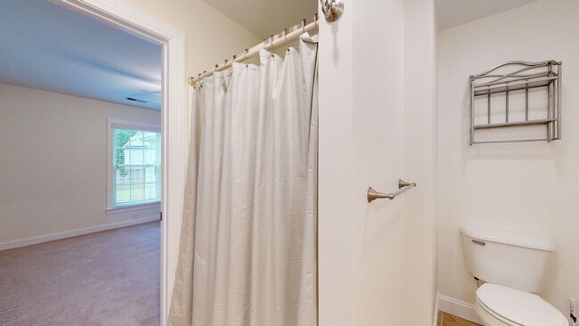 Building Photo - 202 Tidewater Dr