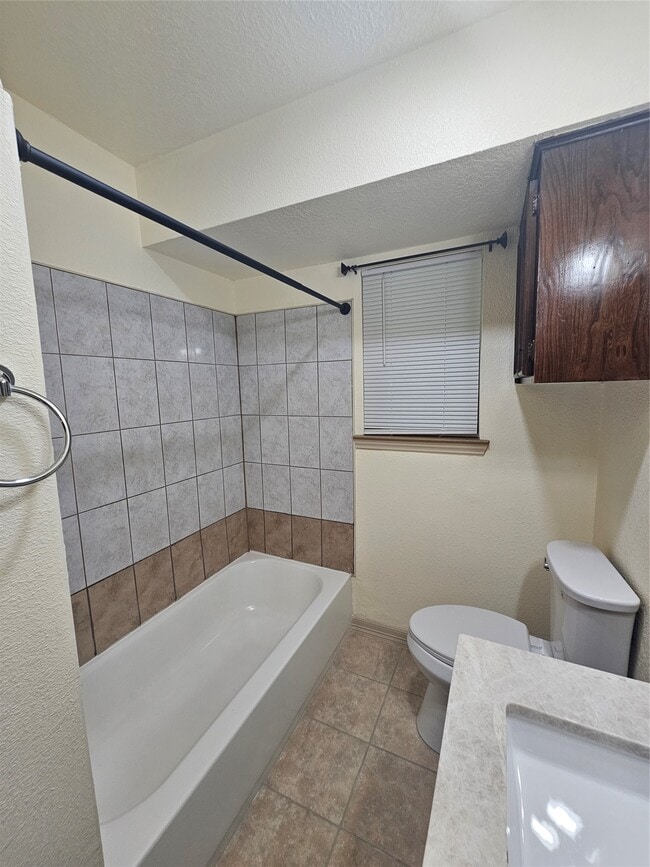 Building Photo - 10230 Pillot St