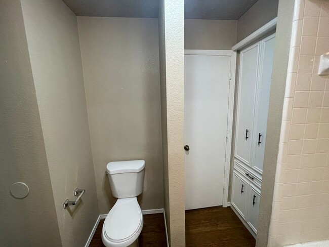 Building Photo - 4413 75th Dr