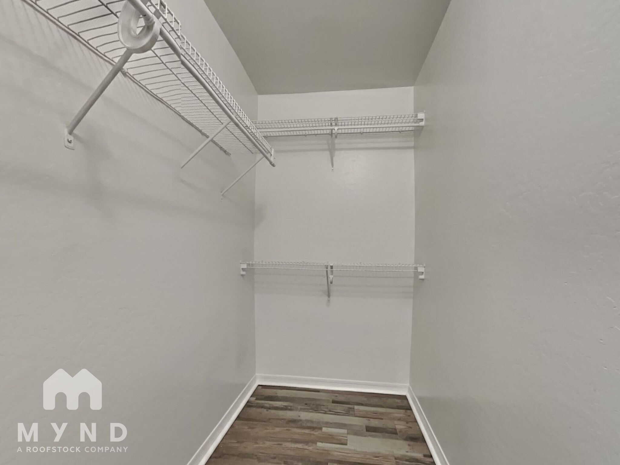 Building Photo - 11143 W Mariposa Dr
