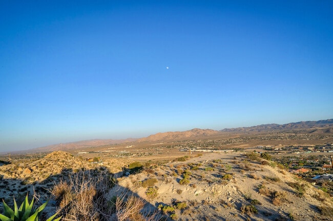 Building Photo - 57495 Buena Suerte Rd