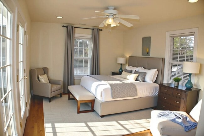 Building Photo - BEAUTIFUL NEWER SINGLE FAMILY HOME NEAR VCU