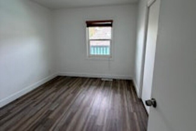 Building Photo - 224-230 South 900 East (8)