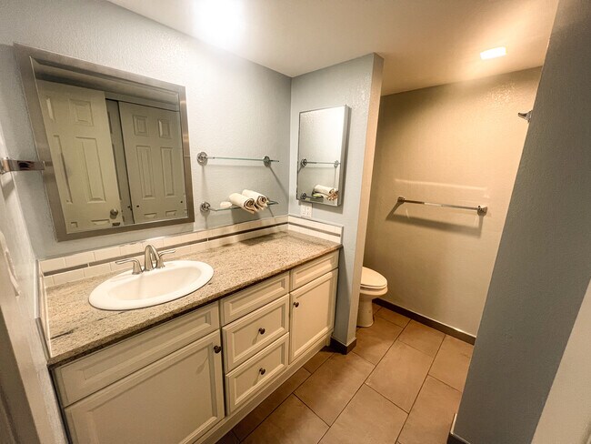 Building Photo - 7255 E Quincy Ave