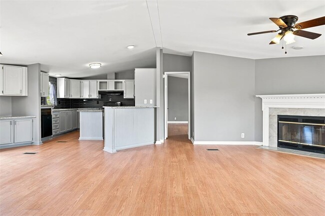 Building Photo - 1151 Heidenreich Ln
