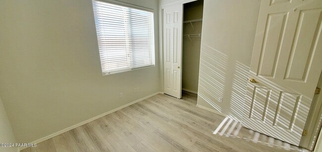Building Photo - 5236 N Celestine Ct