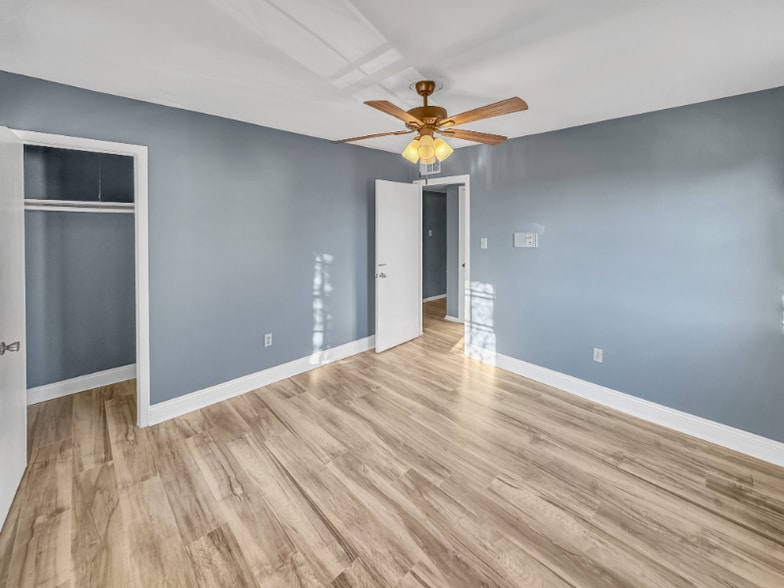 Building Photo - 2421 Caswell Ln