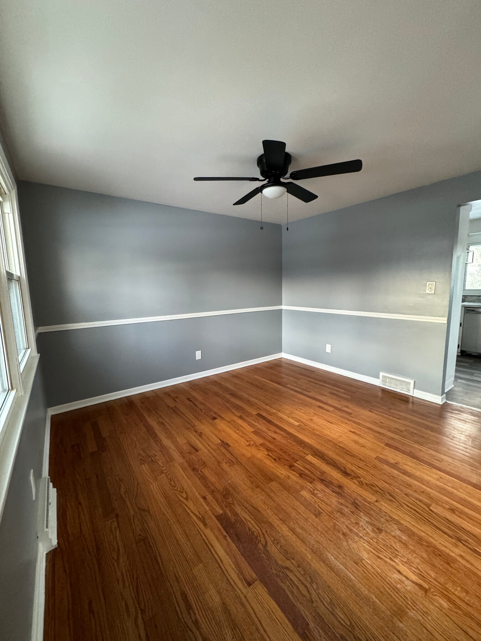 Dining room - 206 Longmeadow Dr