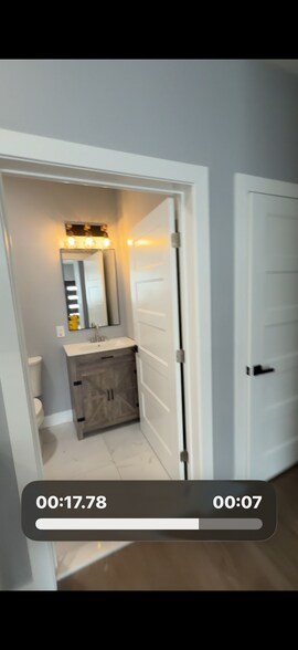 Building Photo - 116 Main St