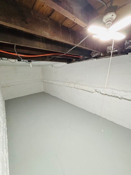 Building Photo - 31 4th St