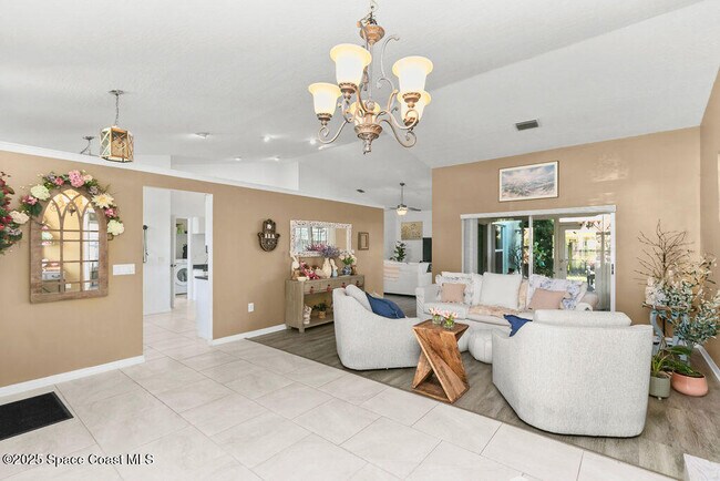 Building Photo - 4243 Pondapple Dr