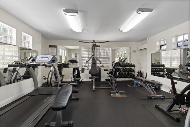 Building Photo - 7161 SW 55th Terrace W