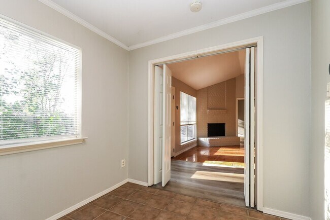 Building Photo - 5210 Kristen Ct