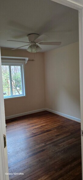 Building Photo - 228 Weston Rd