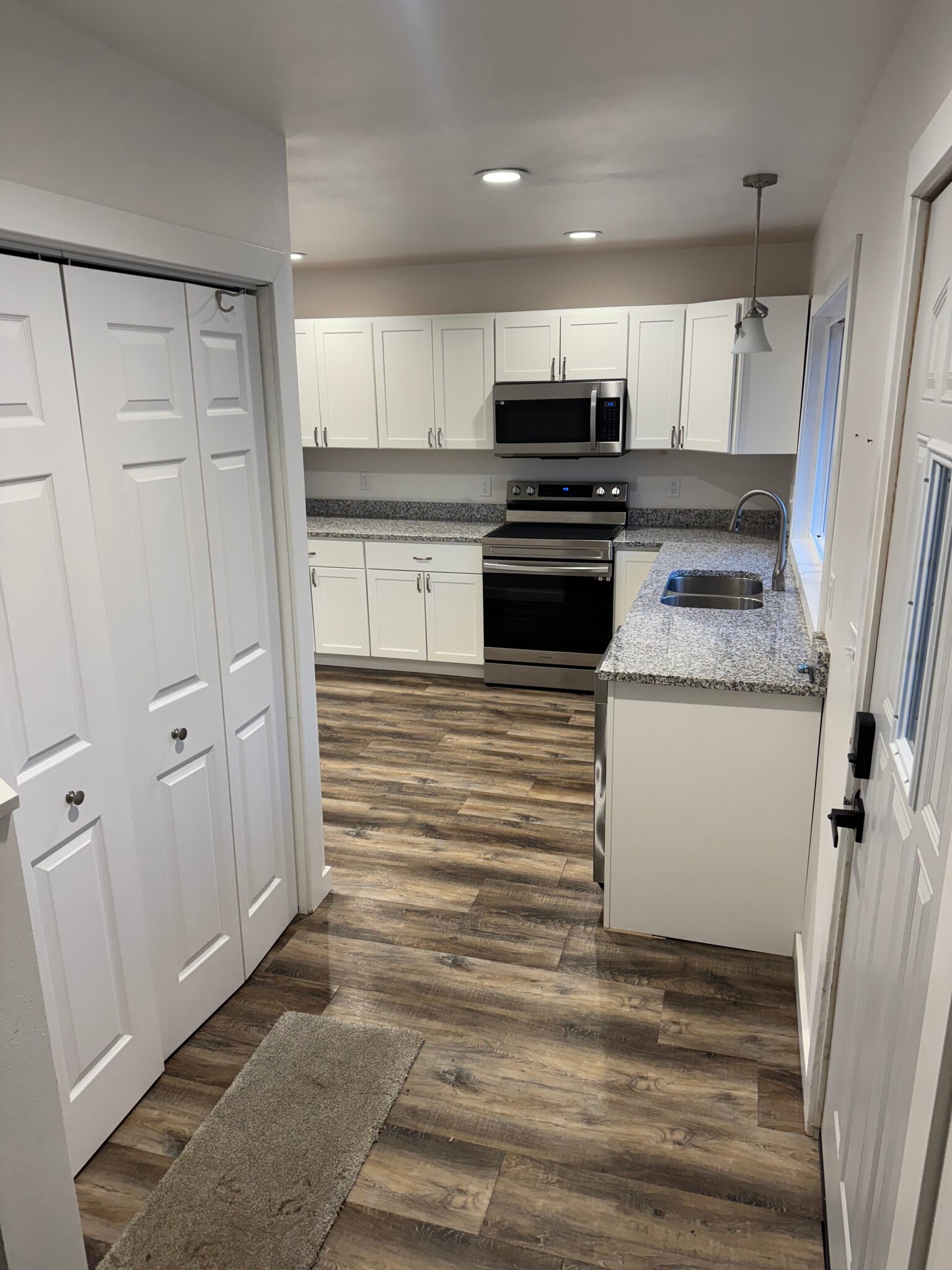 Building Photo - 1411 22nd Ave