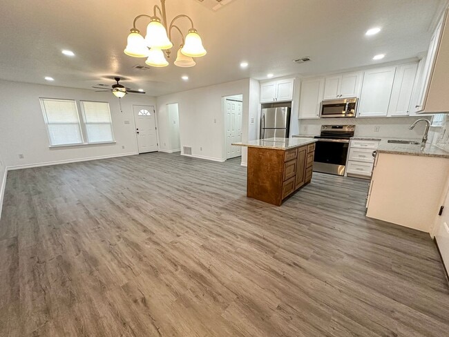 Building Photo - *NEW CONSTRUCTION* 3-Bedroom 2-Bathroom Ho...