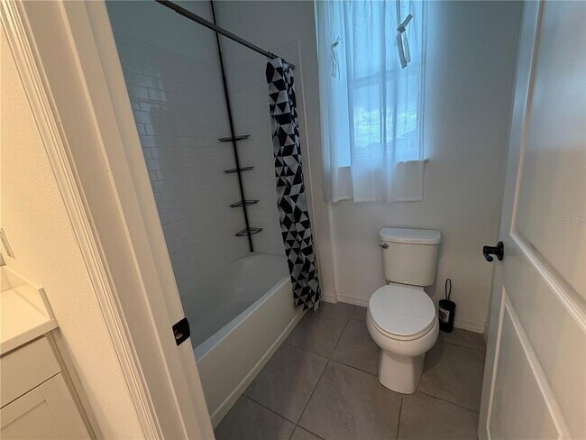 Building Photo - 16053 Micelli Dr