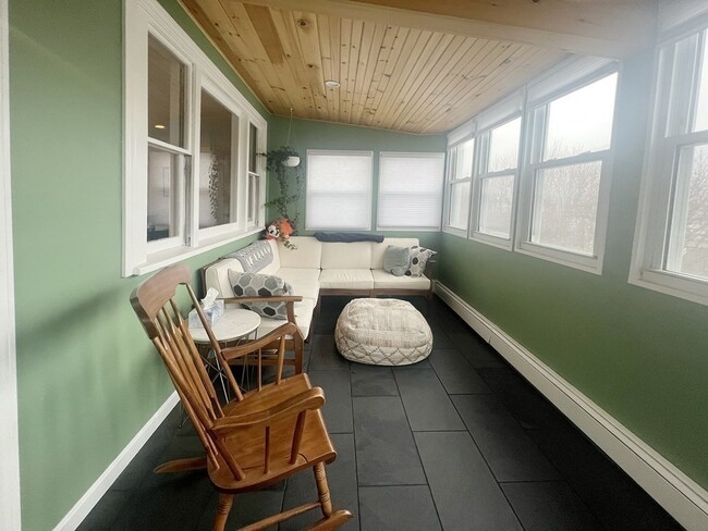 Building Photo - 175 Trenton St