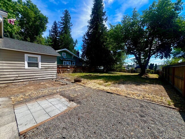 Building Photo - Non-Refundable & Security Deposit Total: $1100.00