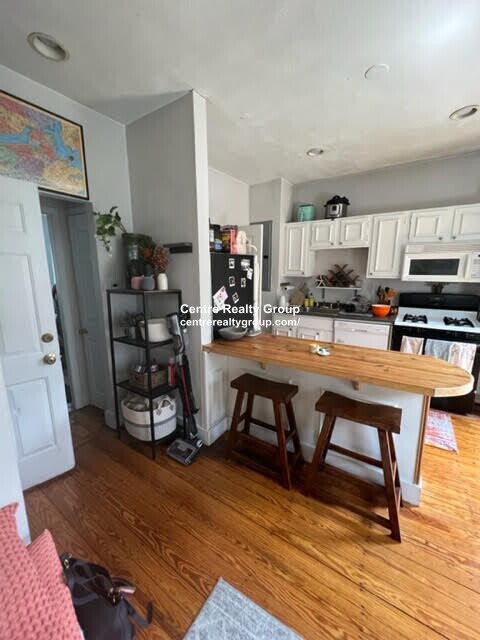 Building Photo - 3 K Street Pl