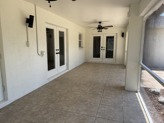 Building Photo - "3-Bedroom North Port Home!"