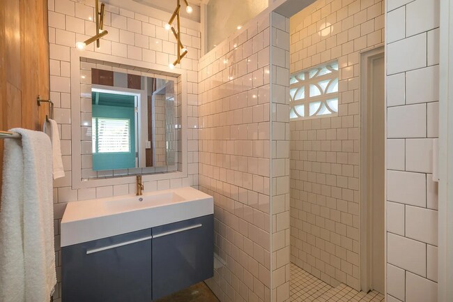 Building Photo - Amazing Fully Furnished Single-Family Two-Story Home Just One House from Kailua Beach – 6 Bedroom...