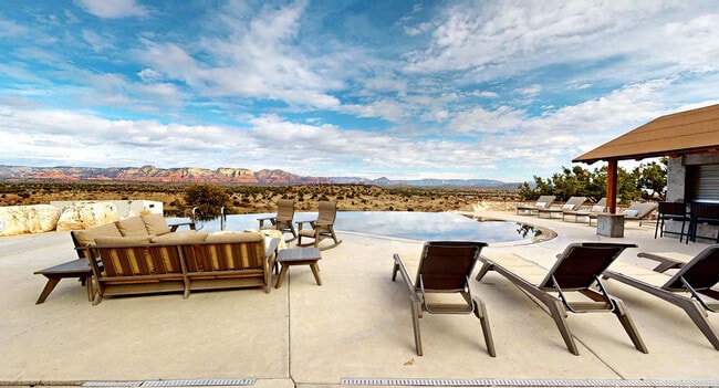 Building Photo - 4080 E Tomahawk Pass