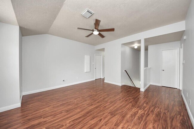 Building Photo - 4310 Lucas Trace Ct