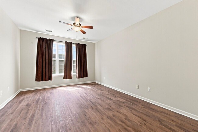 Building Photo - 137 Stoyer Rd