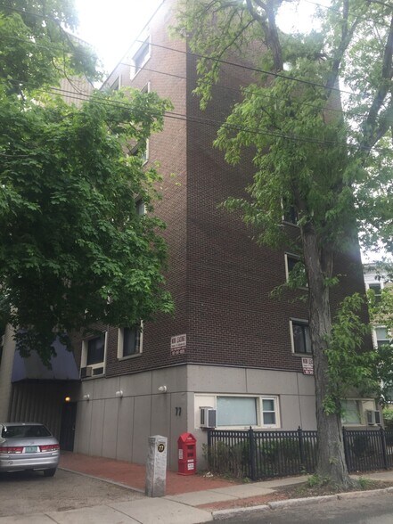 Building Photo - 83 Trowbridge St