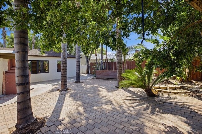 Building Photo - 6845 Aura Ave