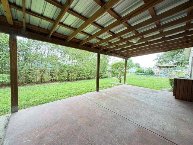 Building Photo - 36022 Michigan Dr
