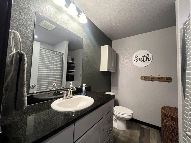 Building Photo - 605 Ballista Blvd