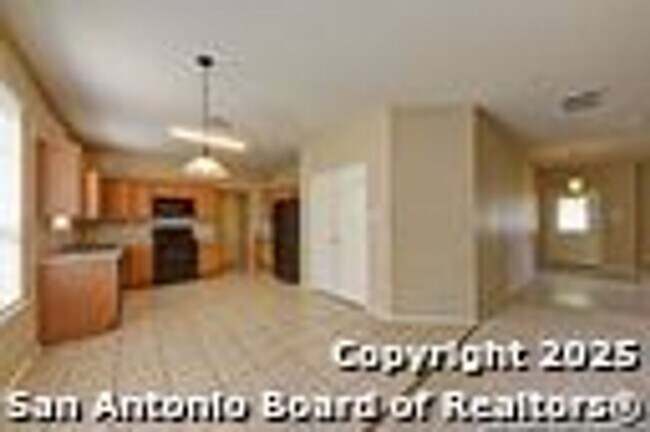 Building Photo - 4914 Roan Brook