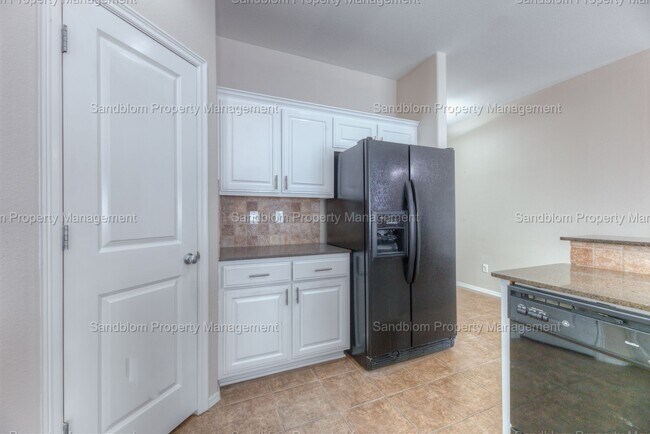 Building Photo - FOR LEASE | Jenks | $2200 Rent