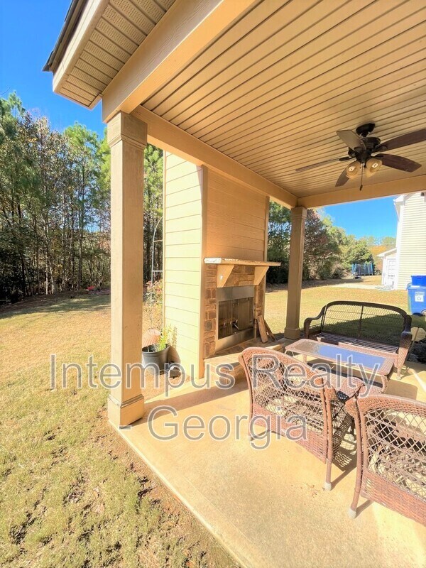 Building Photo - 4449 Woodgate Hill Trail