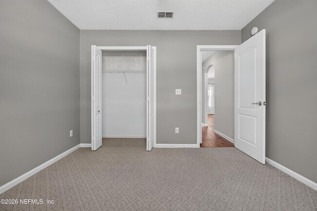 Building Photo - 12838 Chets Creek Dr N