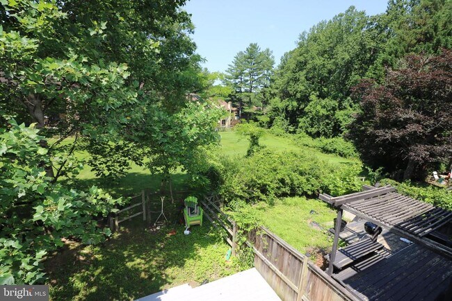 Building Photo - 20404 Shadow Oak Ct