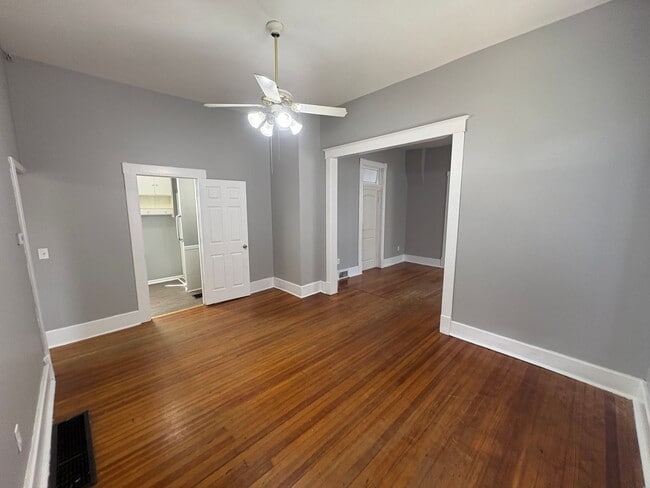 Building Photo - Charming & Spacious 2-Bedroom Home with Private Backyard and Garage Parking
