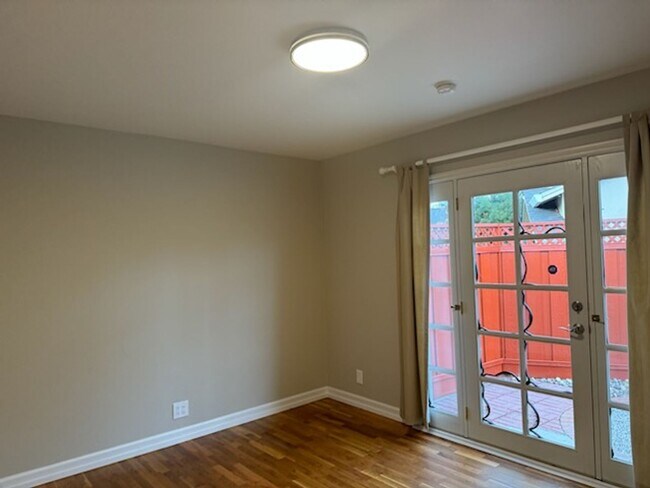 Building Photo - COMING SOON.  WILL BE READY JULY 8TH!!  Beautiful 3 Bedroom 1.5 Bath Home, Close to Santana Row.