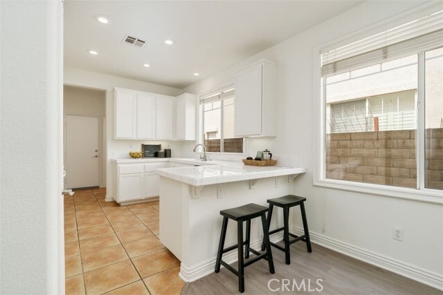 Building Photo - 570 Shadow Ln