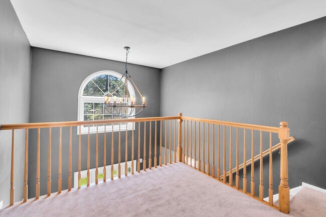 Building Photo - 6 Marybeth Court