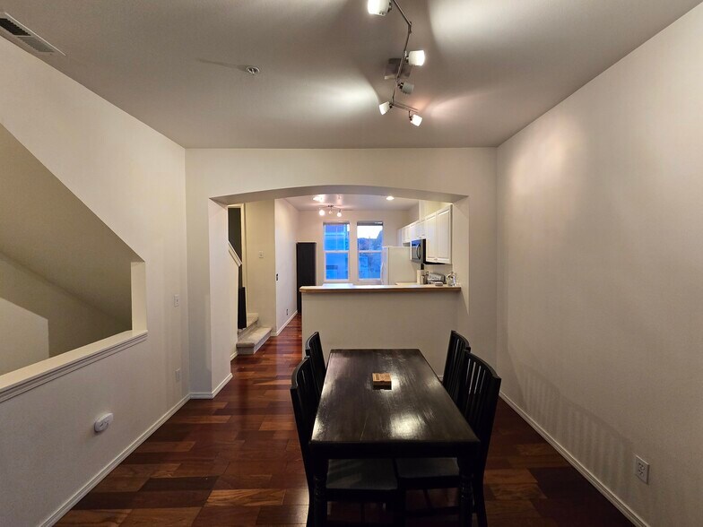 Building Photo - 23222 63rd Pl S