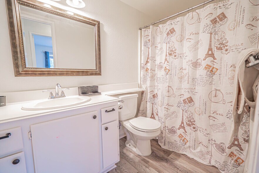 Building Photo - 25535 Chisom Ln