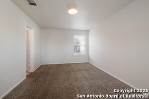 Building Photo - 102 Kenrock Dr