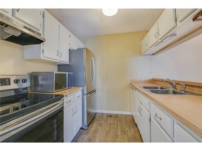 Building Photo - 4474 Cinnamon Ridge Trail